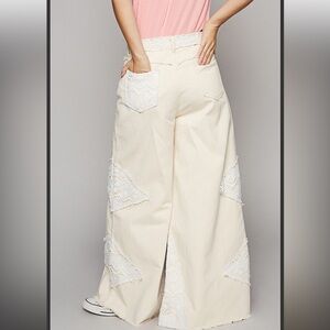 ❤️POL  cream with white crochet flare leg jeans medium.LAST ONE Brand new NWOT